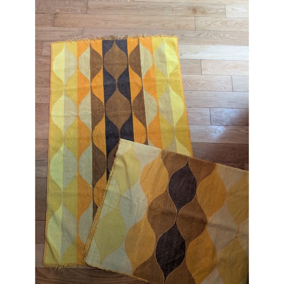 CANNON Other - Vintage Bath Towels Cannon Royal Family Seven Seas Yellow Orange Brown Lot Of 2